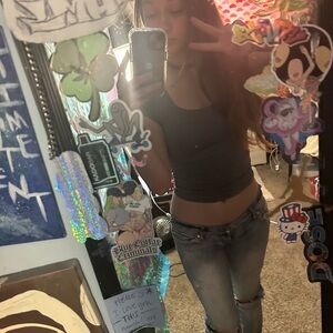 Meet your Posher, Laney